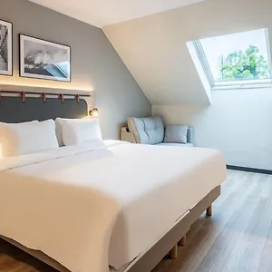3* Hotel Campanile Nature - Aix Les Bains